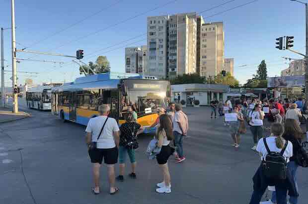 автобуси